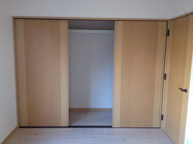 グランシャリオ弐番館 収納