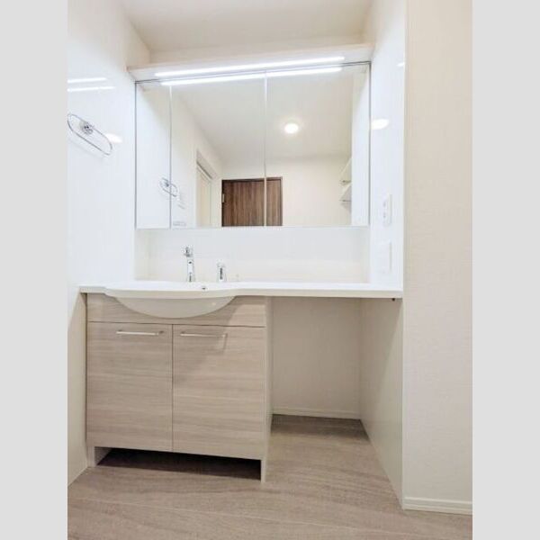 カサベルテ鹿骨 洗髪洗面化粧台