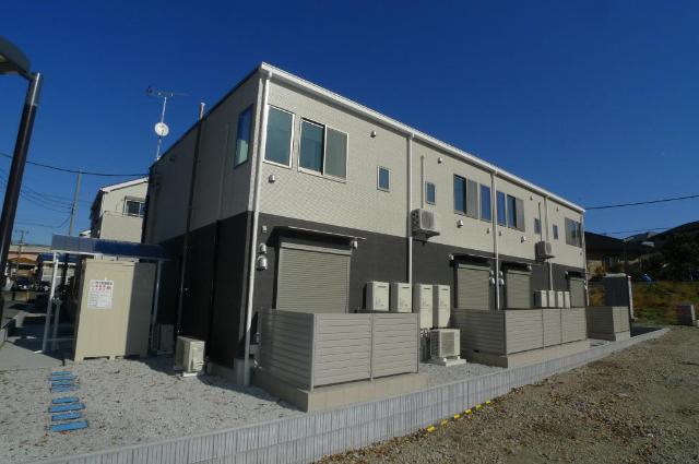 ペンタス 外観写真（昼）