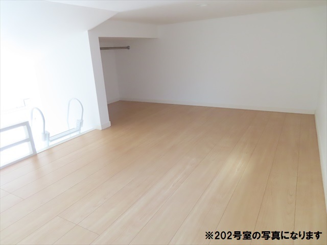 フェリーチェ戸塚1階 リビング