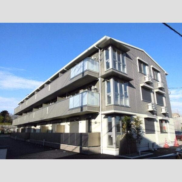 レフィナード末広102号室 建物外観