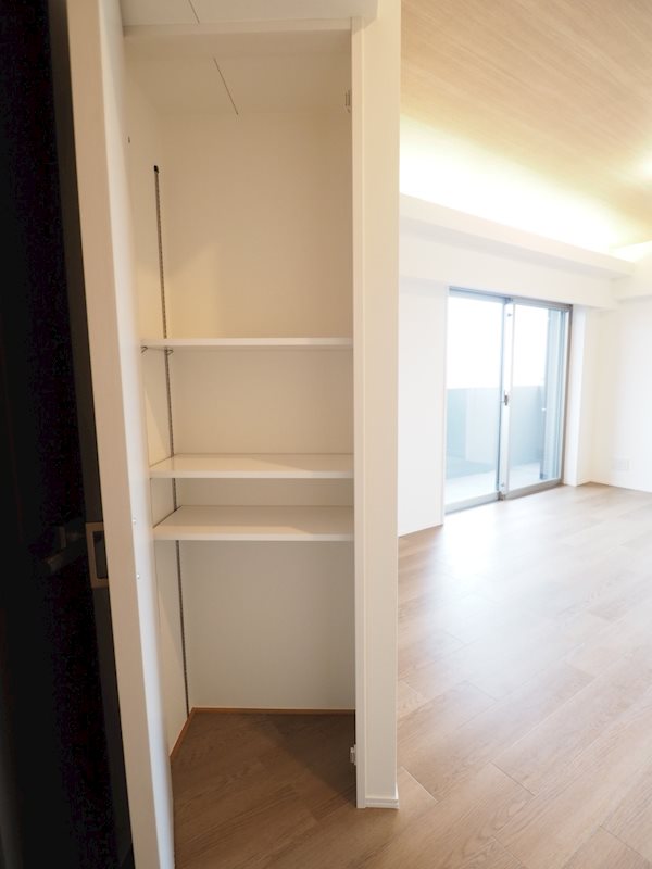 レジディア祐天寺1階 同建物別部屋の参考画像