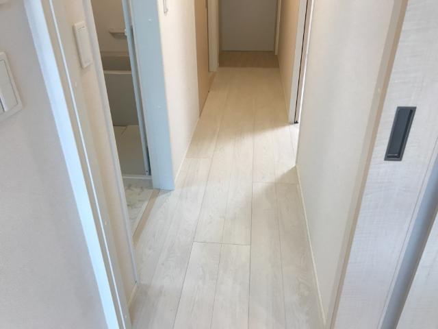 オリヴィエ101号室 廊下