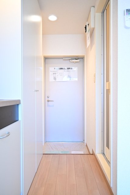 アムロゼッタ西荻窪 玄関