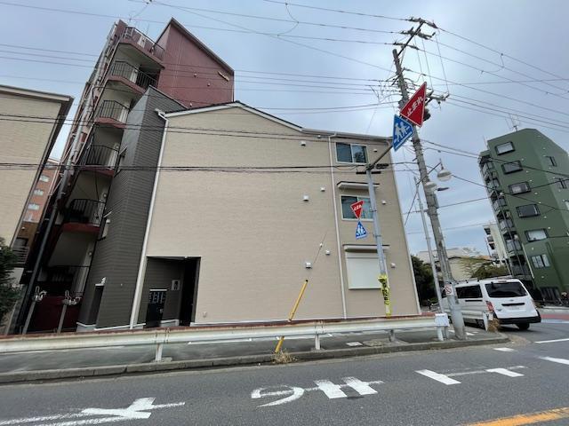 ベイホーム市川(E-202)2階 外観