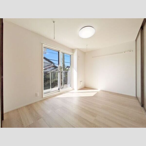 カサベルテ鹿骨203号室 洋室6、1帖(西)