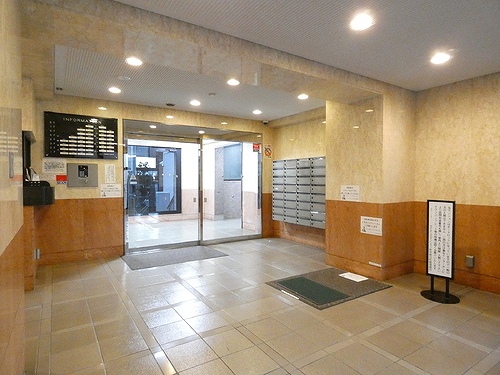 ライオンズマンション府中朝日町2階 ロビー