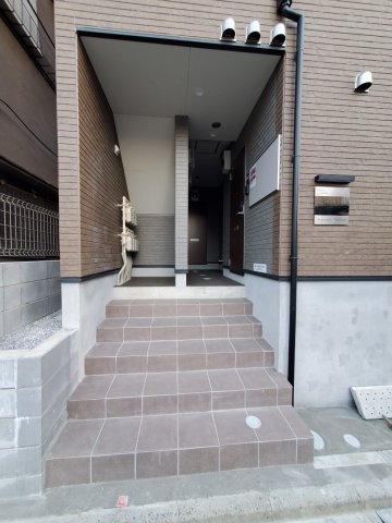 メゾンイロドリ エントランス