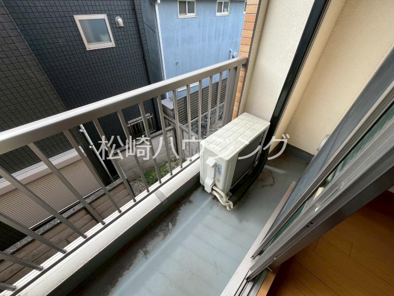 清水ビル バルコニー