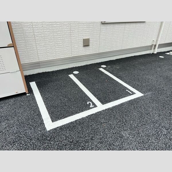 セレスティア大谷田305号室 バイク　月極駐車場