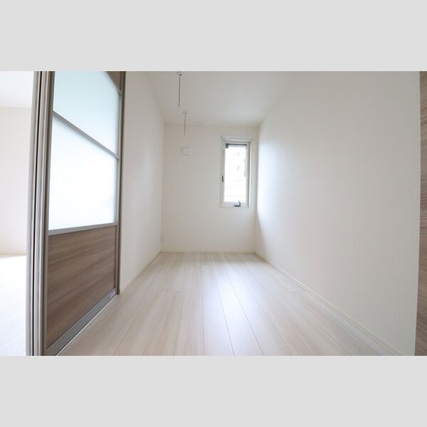 B LAKE CATSLE202号室 洋室