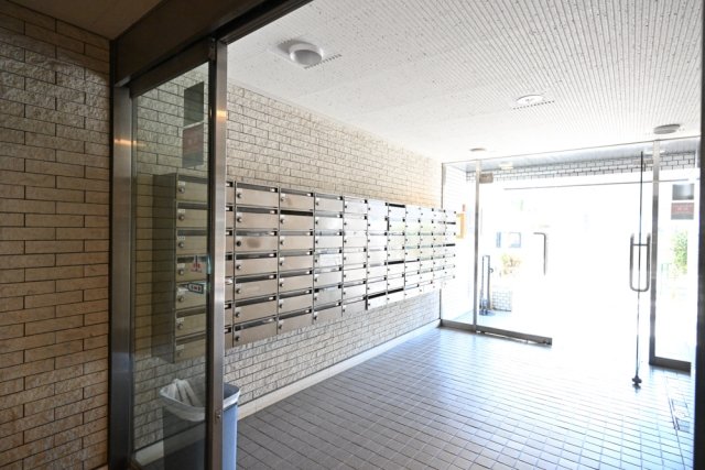 ライオンズマンション方南町駅前2階 エントランス