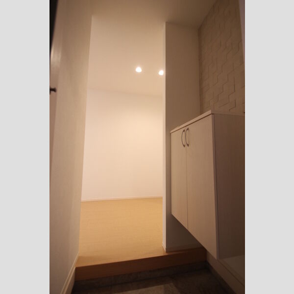 uccello 102号室　玄関