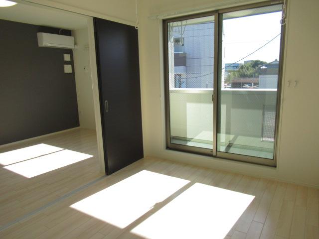 クリンティ 南側洋室