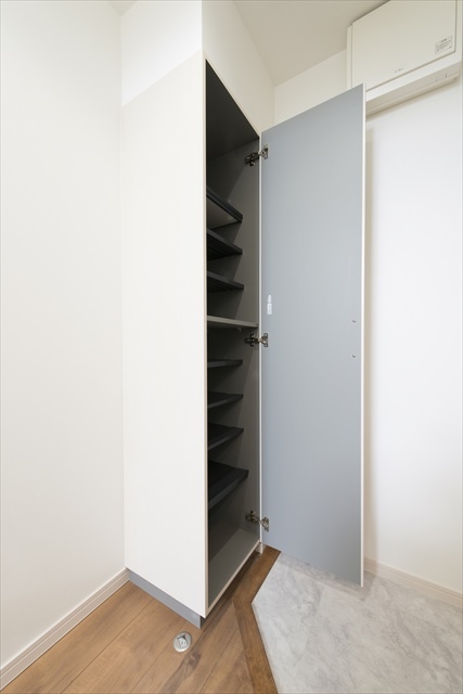 Ｃｏｎｓｏｌａｔｏｒｉａ シャンプードレッサー