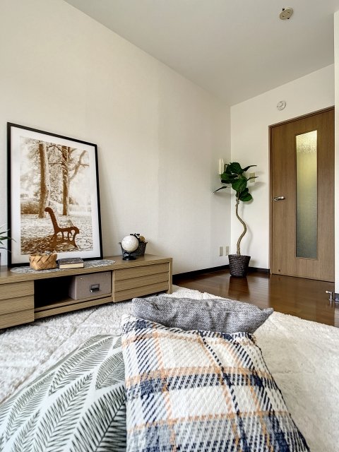 登戸ハイツ1階 ※画像はイメージです(家具や小物は設備ではありません)