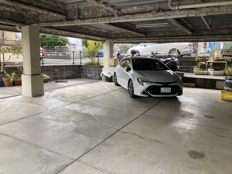 マイプレイス2階 駐車場