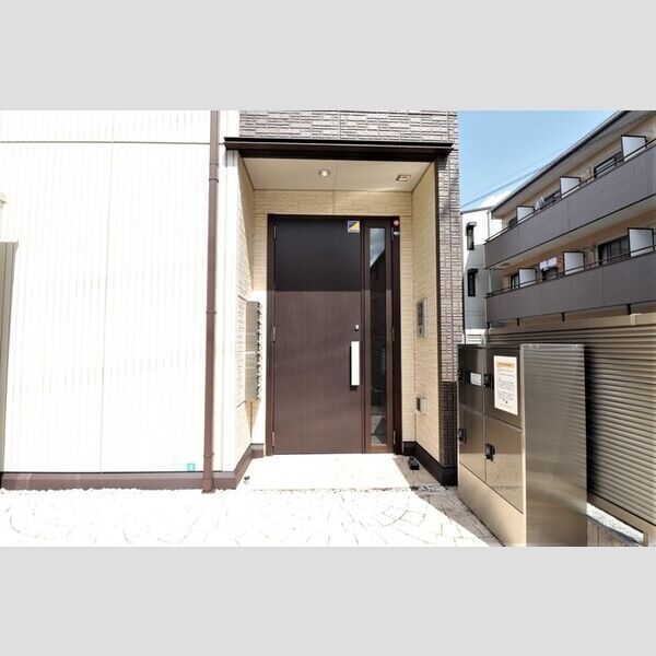 ソラシエスタ　Ⅱ エントランス