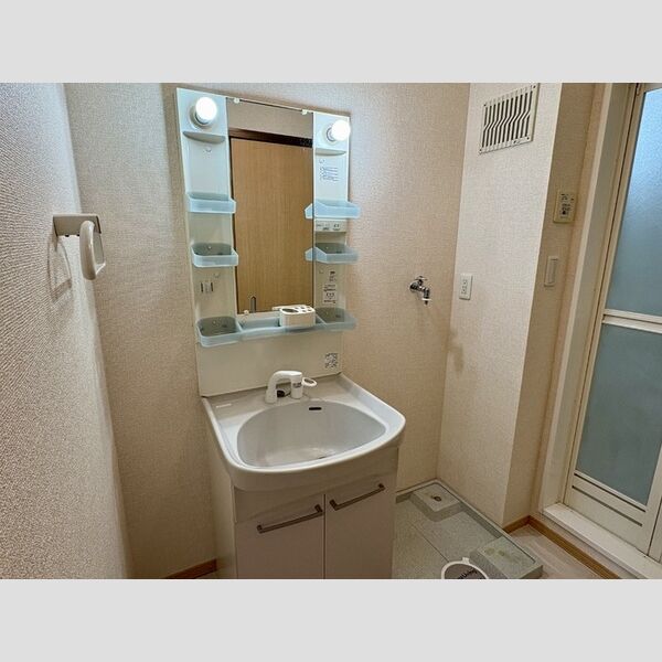 カームヒルズ　AB 洗面所