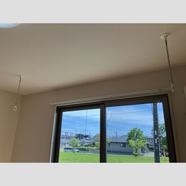 メルヴェイユ　C106号室 物干し金物