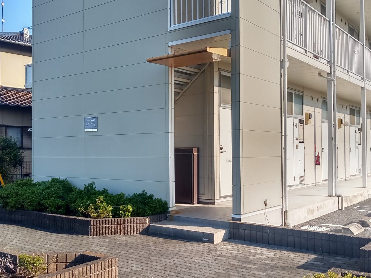 レオパレスファースト202号室 エアコン（メーカーが異なる場合が御座います)