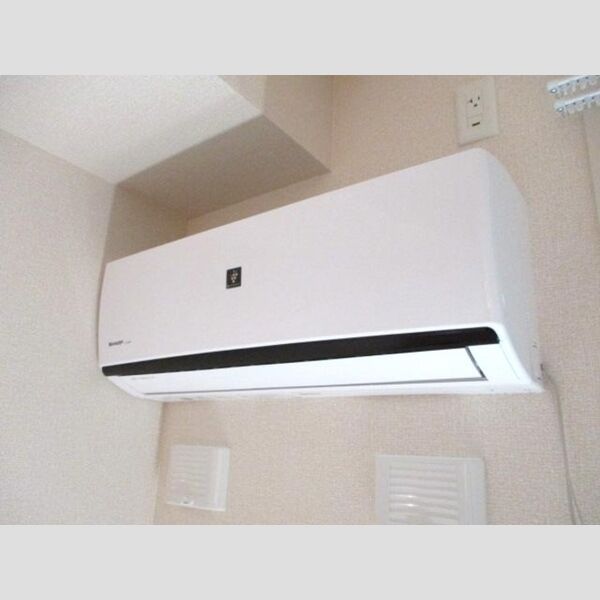 サウスヒルズⅢ105号室 エアコン