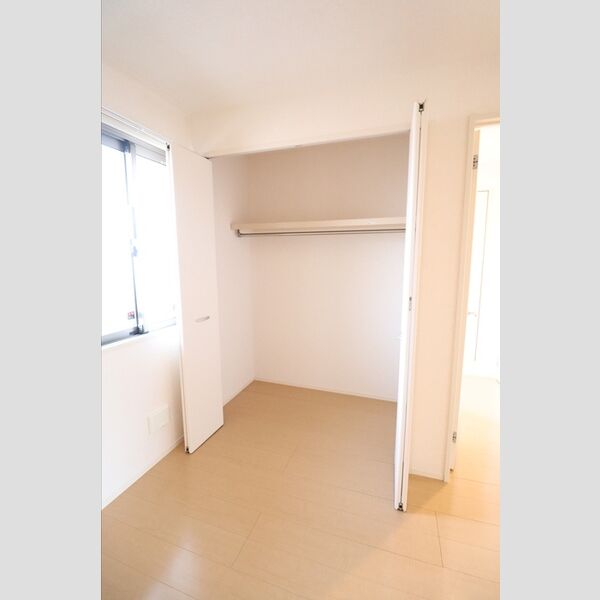 メゾンボヌール202号室 クローゼット