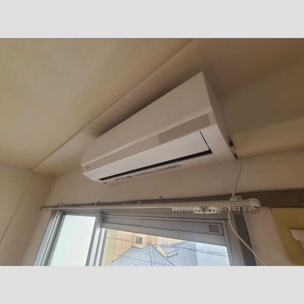 グラース101号室 退去前につき、別部屋のお写真です。