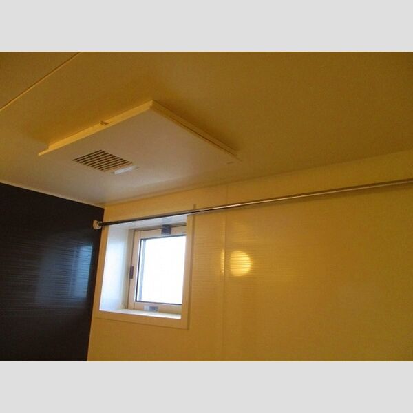 ヌーボイナリ金沢207号室 浴室乾燥機