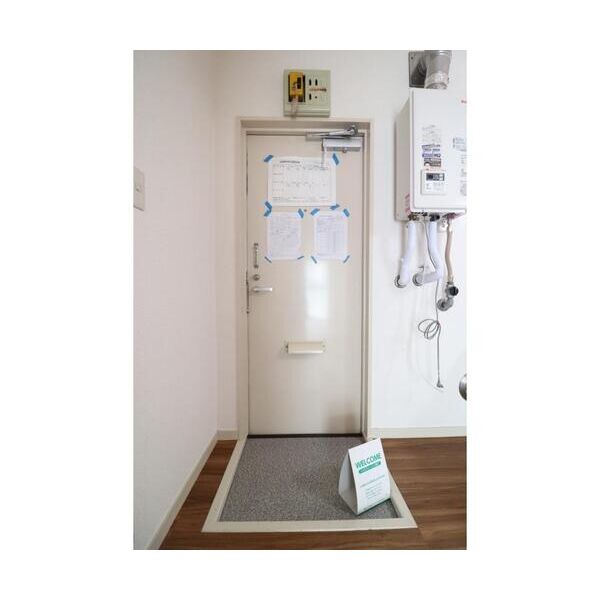 エステート秋田205号室 玄関