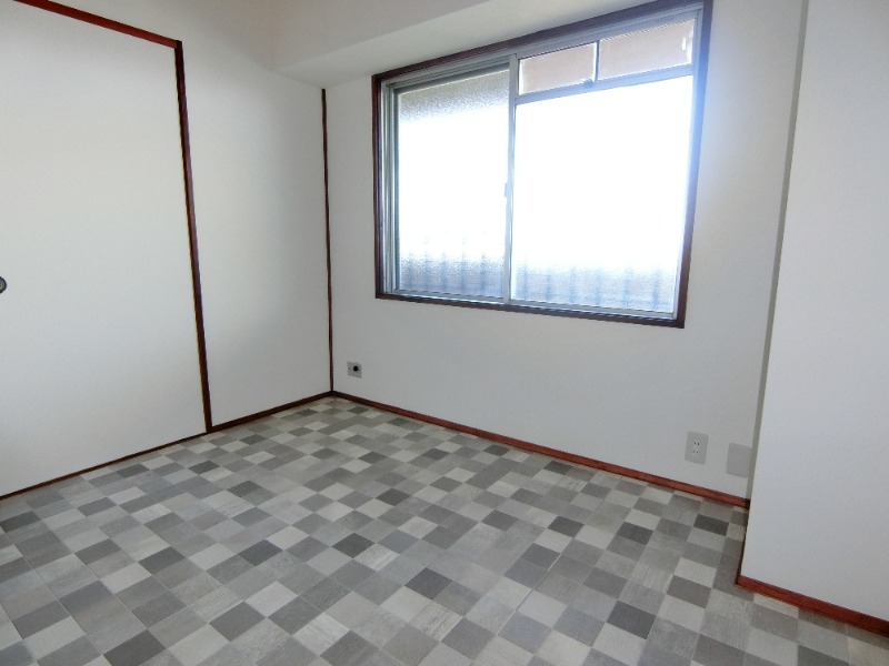 スカイマンションＡ棟9階 落ち着く洋室