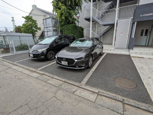 ユーコート南与野 駐車場