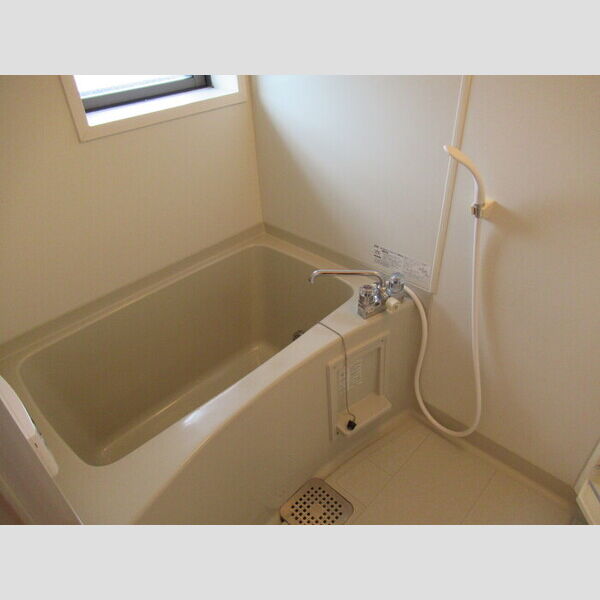 セジュール山の根302号室 バス