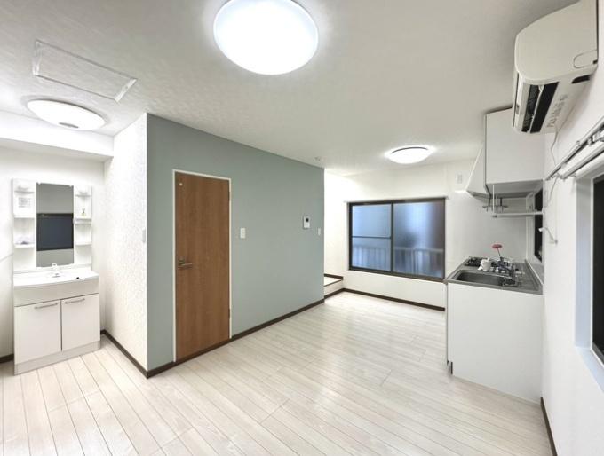 東新小岩6丁目戸建 お洒落で楽しい食卓