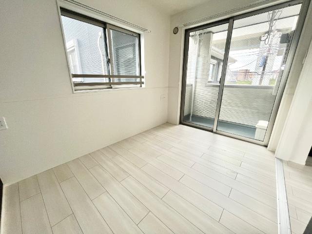 アプリコットＤ 洋室