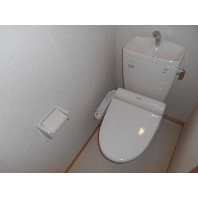 アスピリア トレゾール102号室 内観