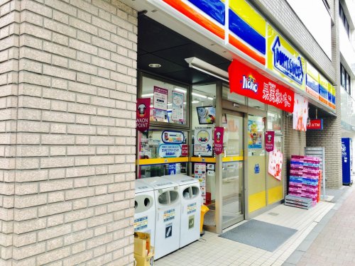 メゾン・ド・ヴィレ東神田 【コンビニエンスストア】ミニストップ 岩本町2丁目店まで397ｍ