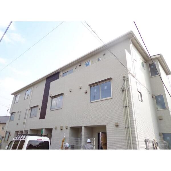 ヴィラ　ルミエール エントランス