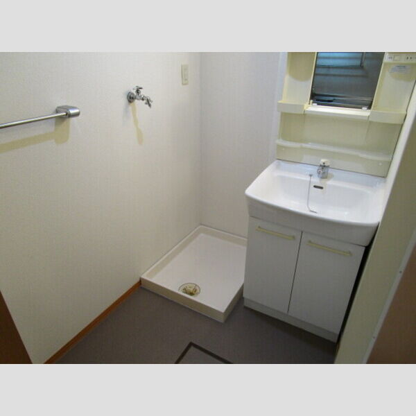 リヴェールNF小杉A101号室 洗濯機置き場