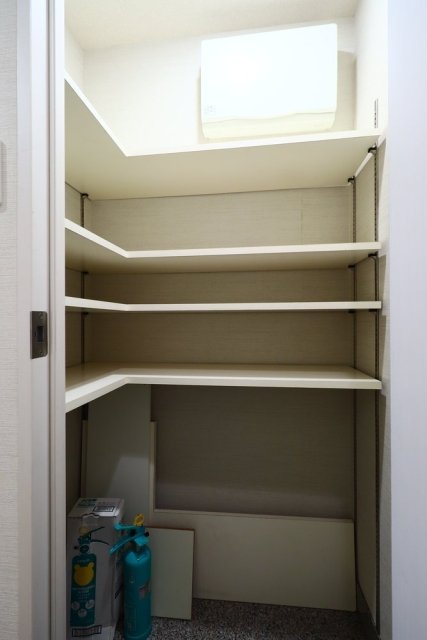 ルジェンテ白金台 靴入