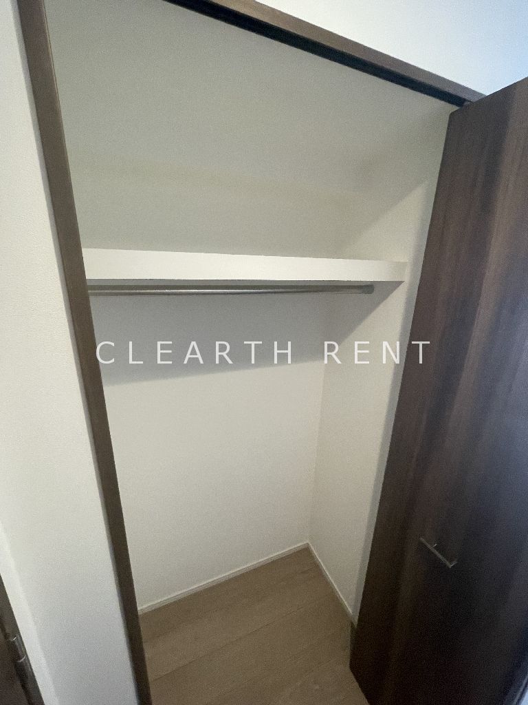 コンシェリア清澄白河 ＴＨＥ ＲＥＳＩＤＥＮＣＥ ☆ハンガーパイプ付きクローゼット