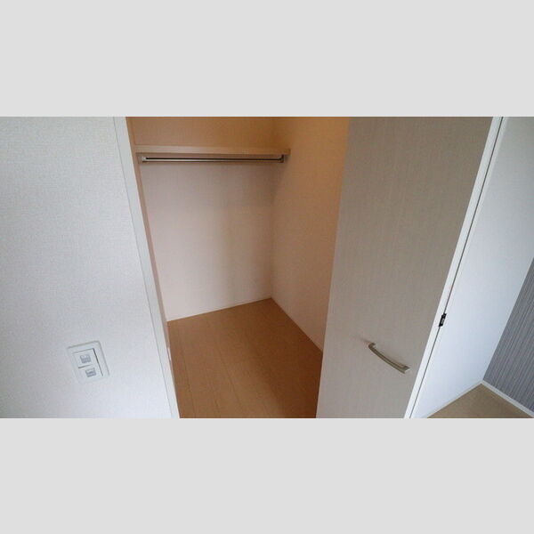 イン・マイ・ライフ103号室 収納