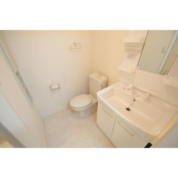 フラットエイトB101号室 洗面