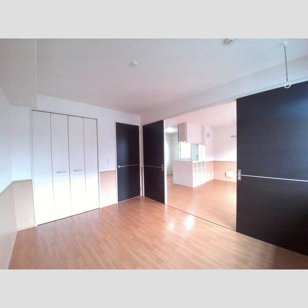 シャンローゼ下溝201号室 洋室からの眺め