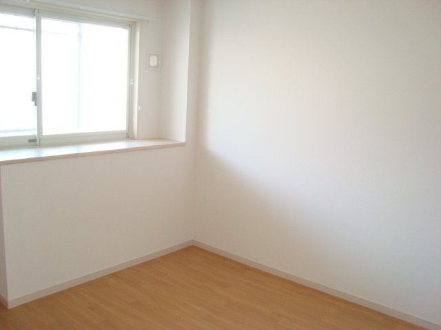 ラビランスＢ 洋室（イメージ）