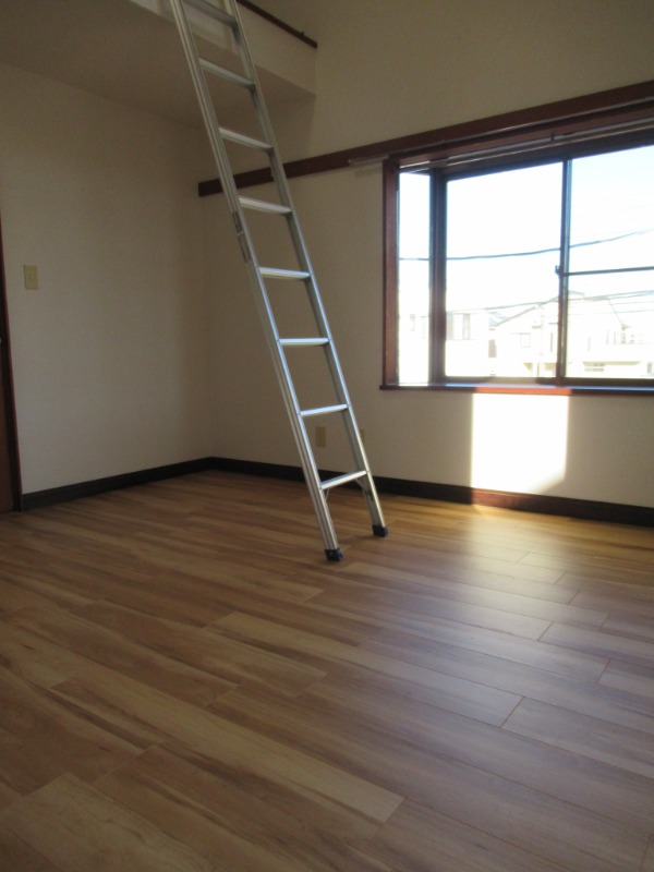 レジェンドハマノ2階 部屋その他