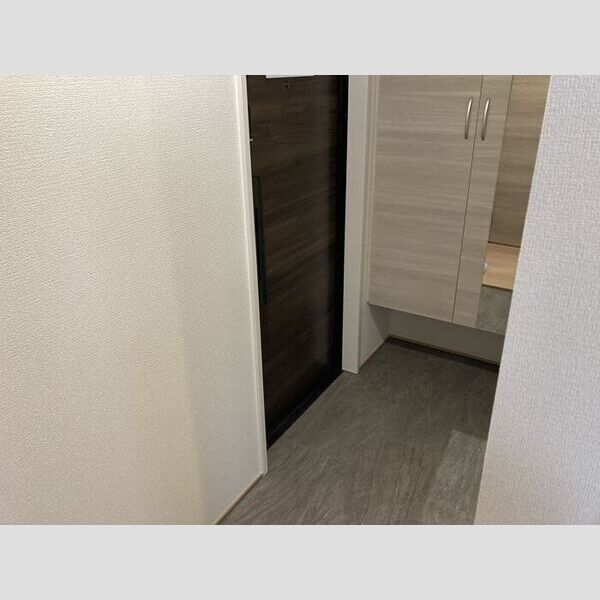 ベラカーサ303号室 玄関