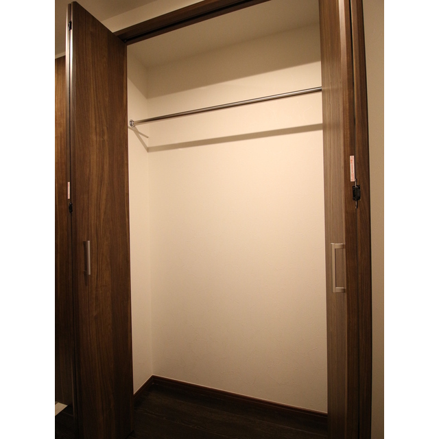 プレール・ドゥーク板橋本町Ⅲ501号室 クローゼット