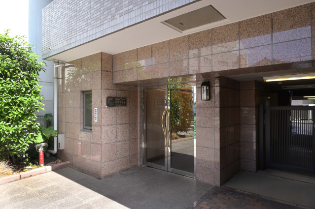 スカイコート目黒壱番館302号室 エントランス