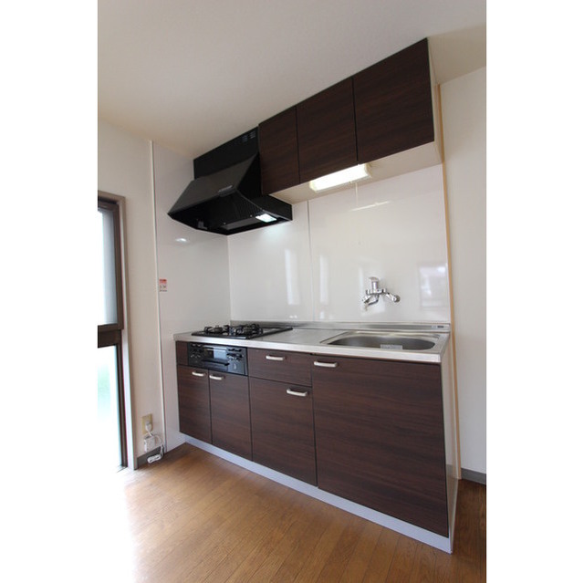 グランシルヴァ201号室 3口ガスシステムキッチン